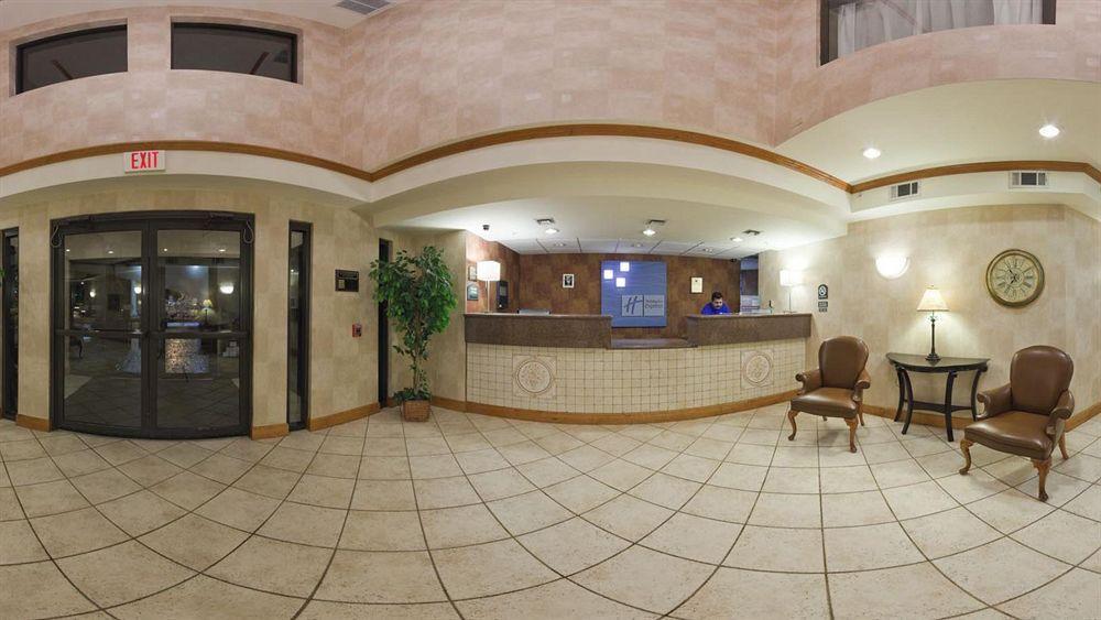 Holiday Inn Express Great Barrington By Ihg Exterior foto